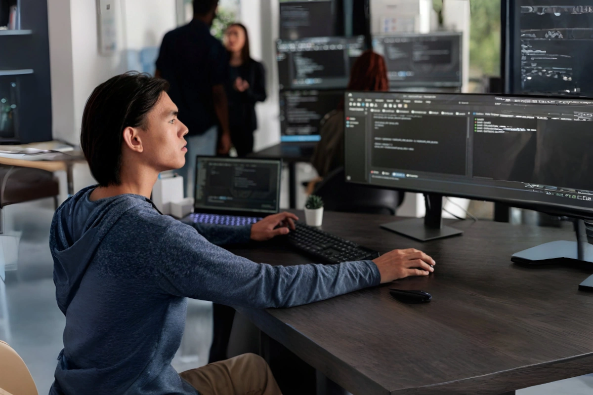 Estudia Licenciatura en Sistemas Computacionales en línea con validez oficial SEP en UDAX Universidad